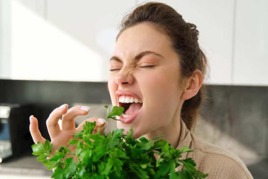 Soothe Your Smile: Delicious Ways to Beat Mouth Ulcers Naturally 